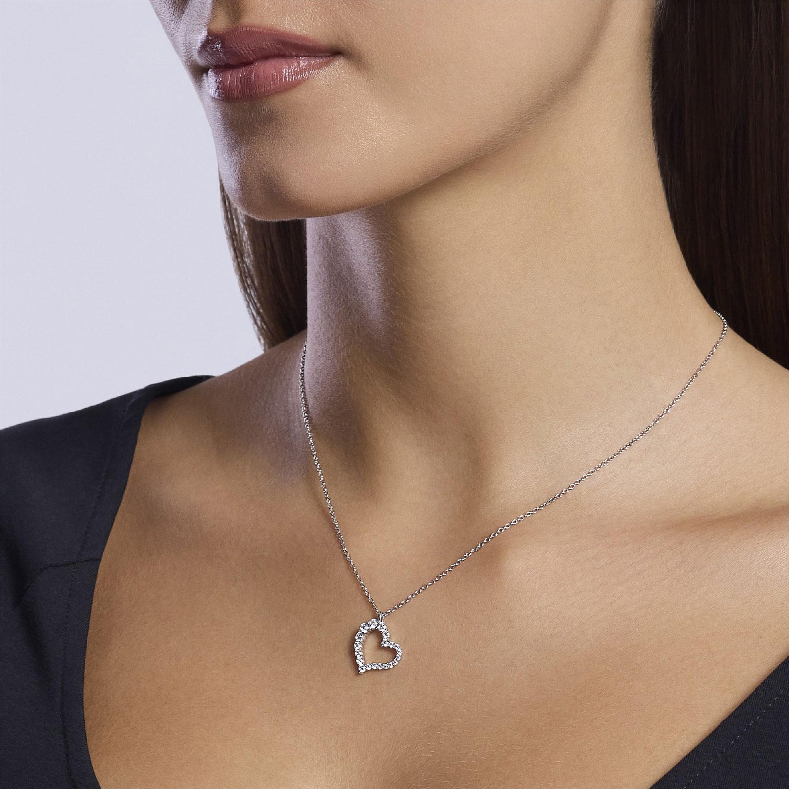 Collana donna Mabina in argento con un cuore di zirconi MISURA UNICA