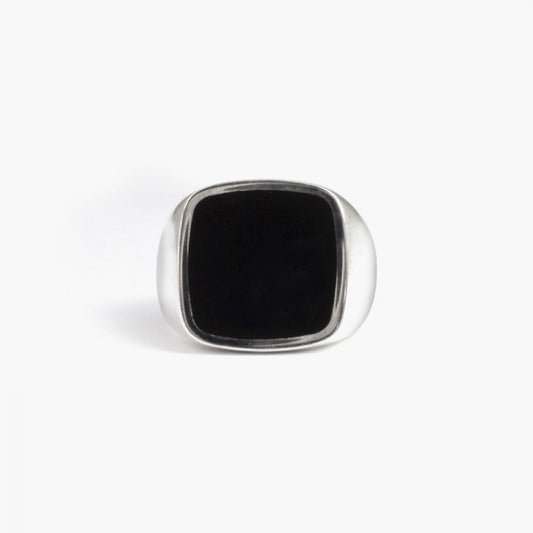 Anello chevalier quadrato Nove25 Timeless unisex in argento con smalto nero