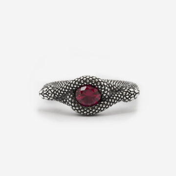 Anello solitario Nove25 Snake unisex in argento con serpenti e corindone rosso