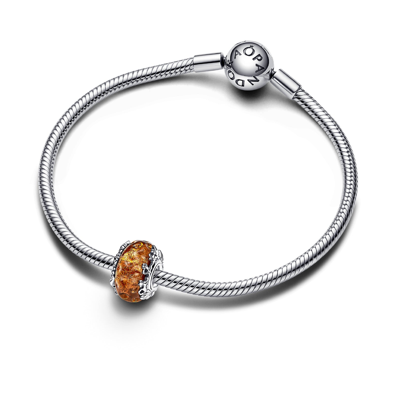 Charm Il Re Leone Pandora in argento 925 e vetro di murano P.793252C00