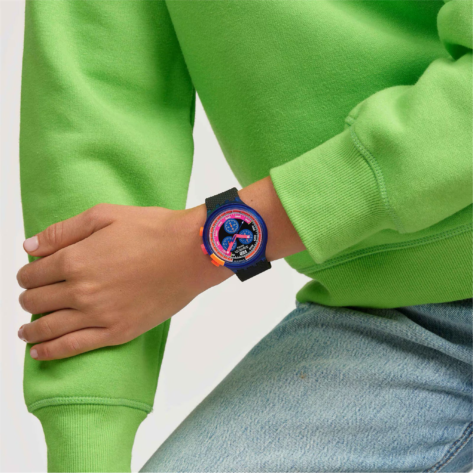 Orologio crono Swatch Neon party max in materiale biosourced MISURA UNICA